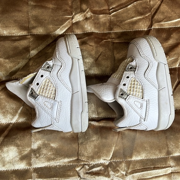 Jordan 4 Pure Money - Picture 4 of 9